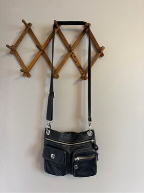 Roots Canada Black Leather Multi Pocket Crossbody Bag Vintage Village Style